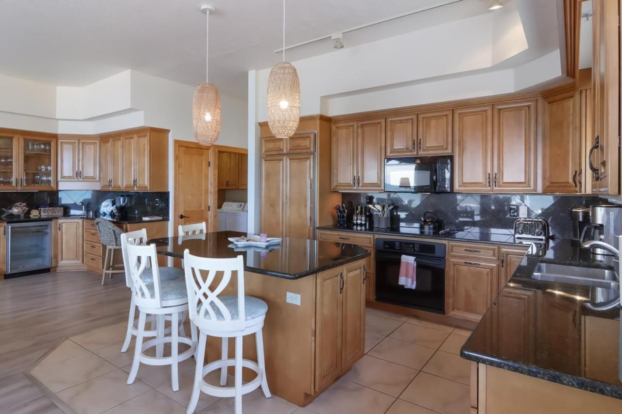 Sugar Beach Villa 1012 Luxury Waterfront Condo Traverse City Dış mekan fotoğraf